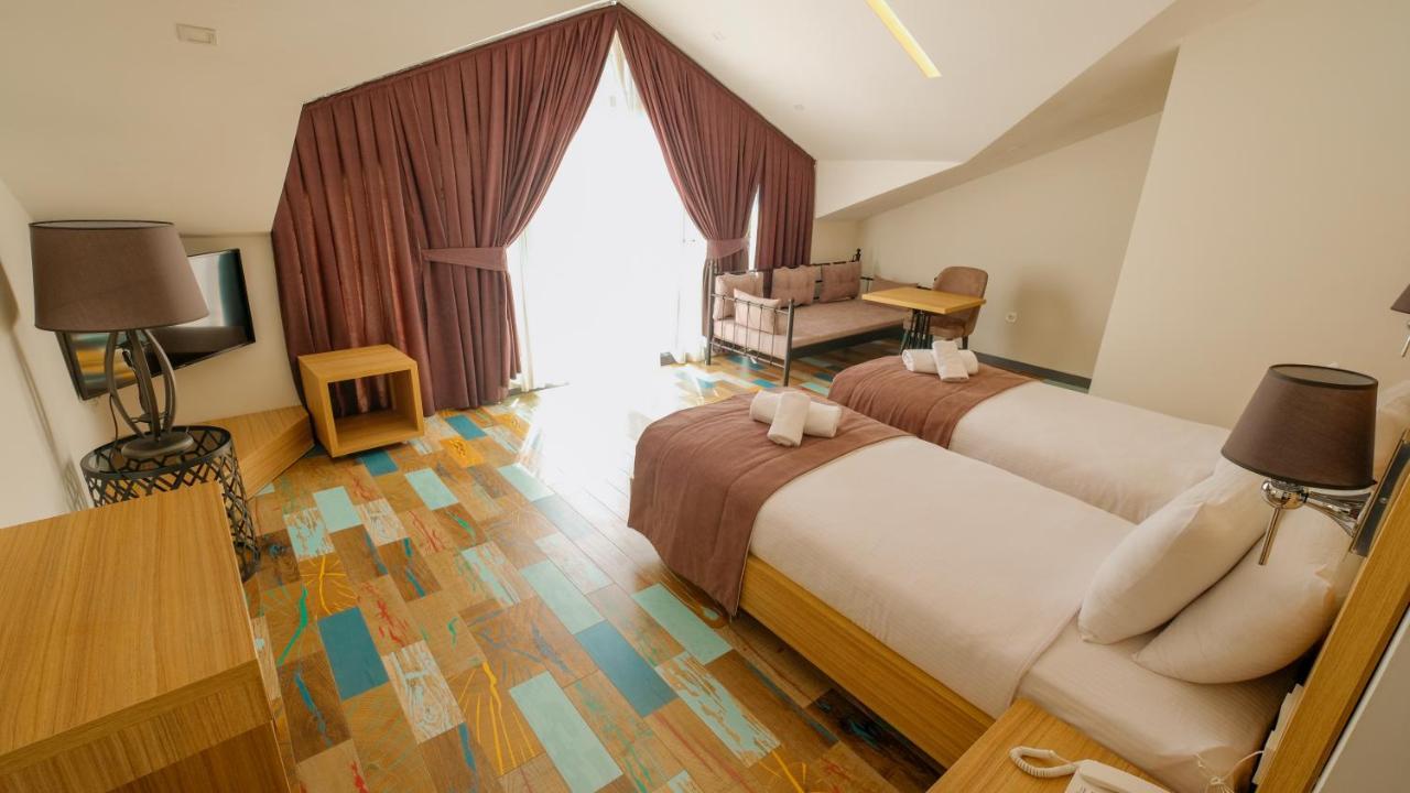 Aparthotel Alesta Midtown à Fethiye Extérieur photo