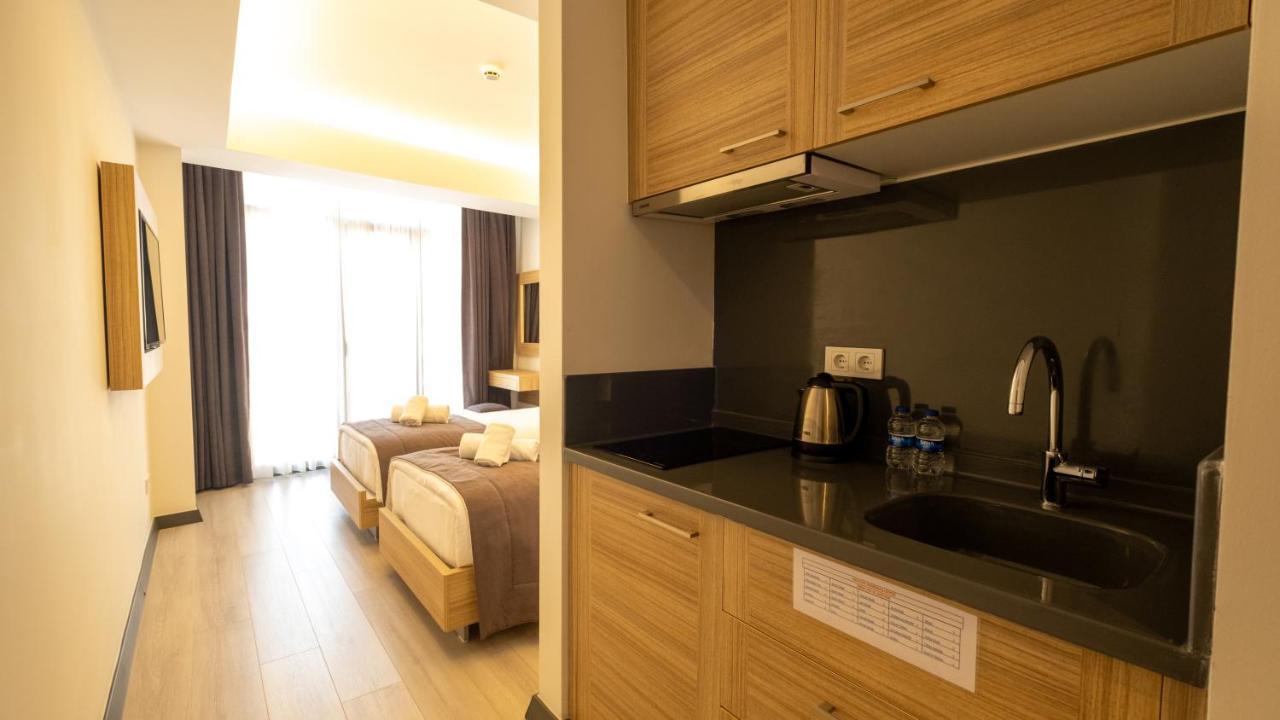 Aparthotel Alesta Midtown à Fethiye Extérieur photo