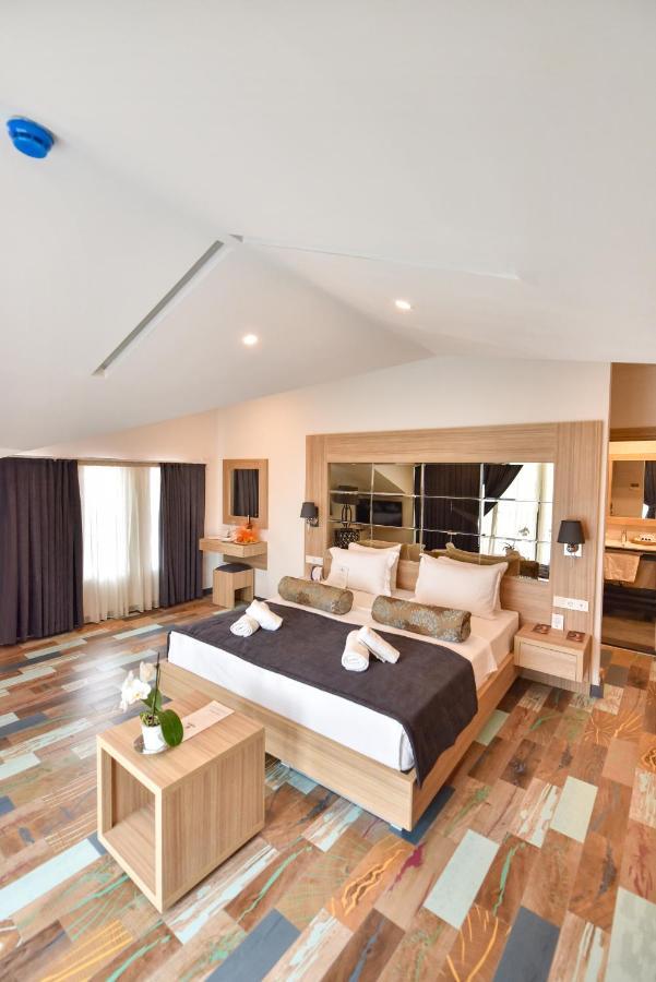 Aparthotel Alesta Midtown à Fethiye Extérieur photo